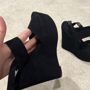Aldo, size 8.5, wedge platform, black suede